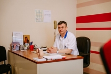Dr. Daniel Nicodin